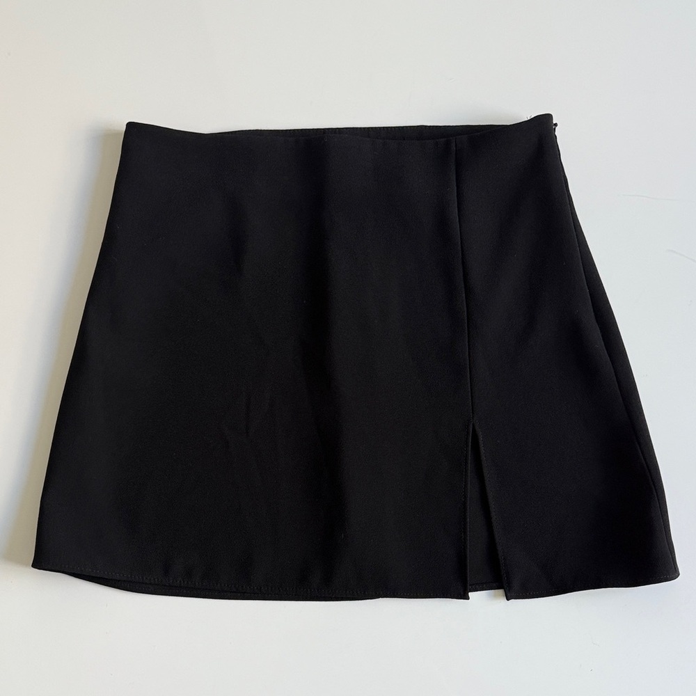 Zara Black Mini Skirt with Side Slit